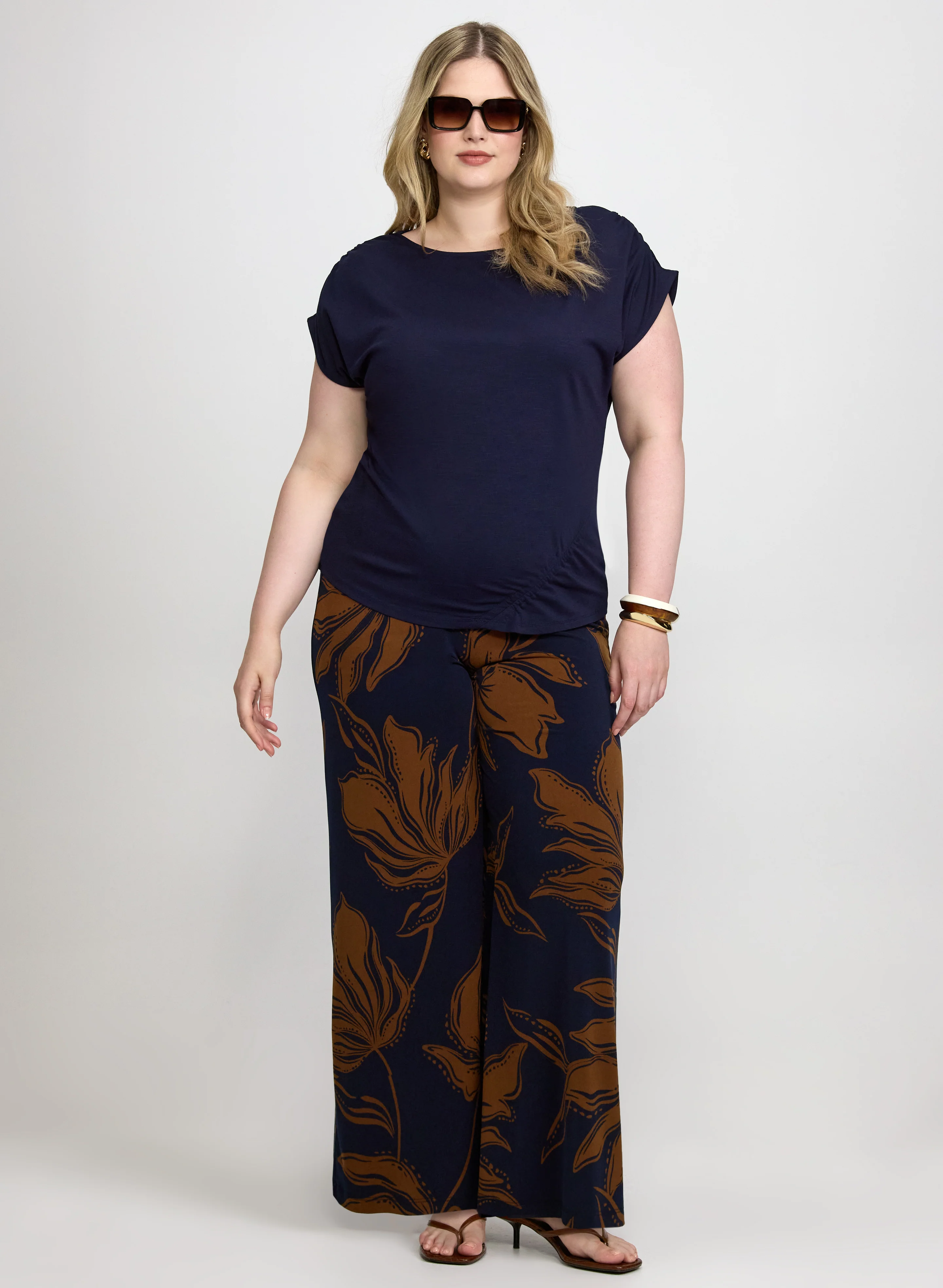 Ruched Detail T-Shirt - Image 3