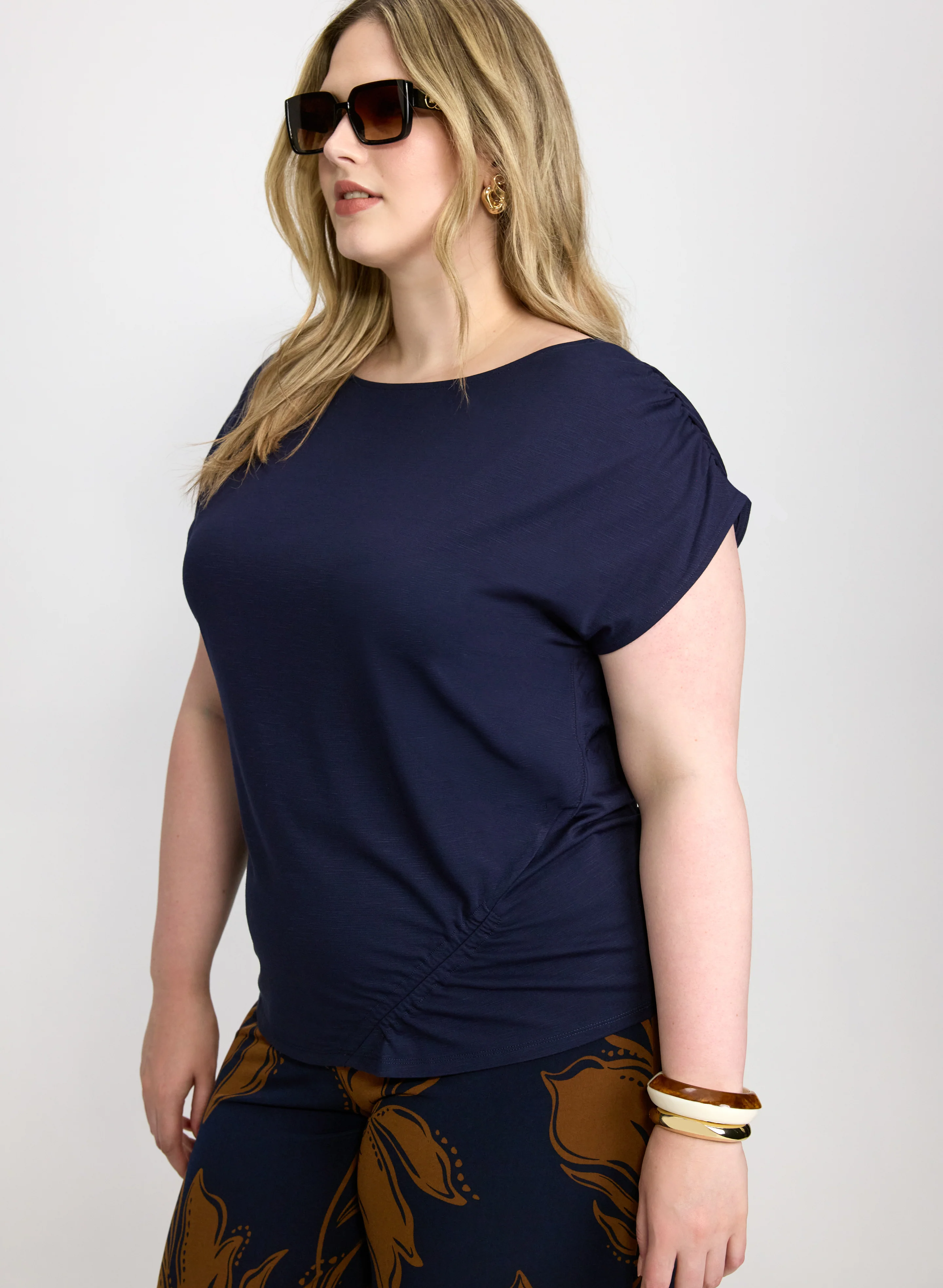 Ruched Detail T-Shirt - Image 4