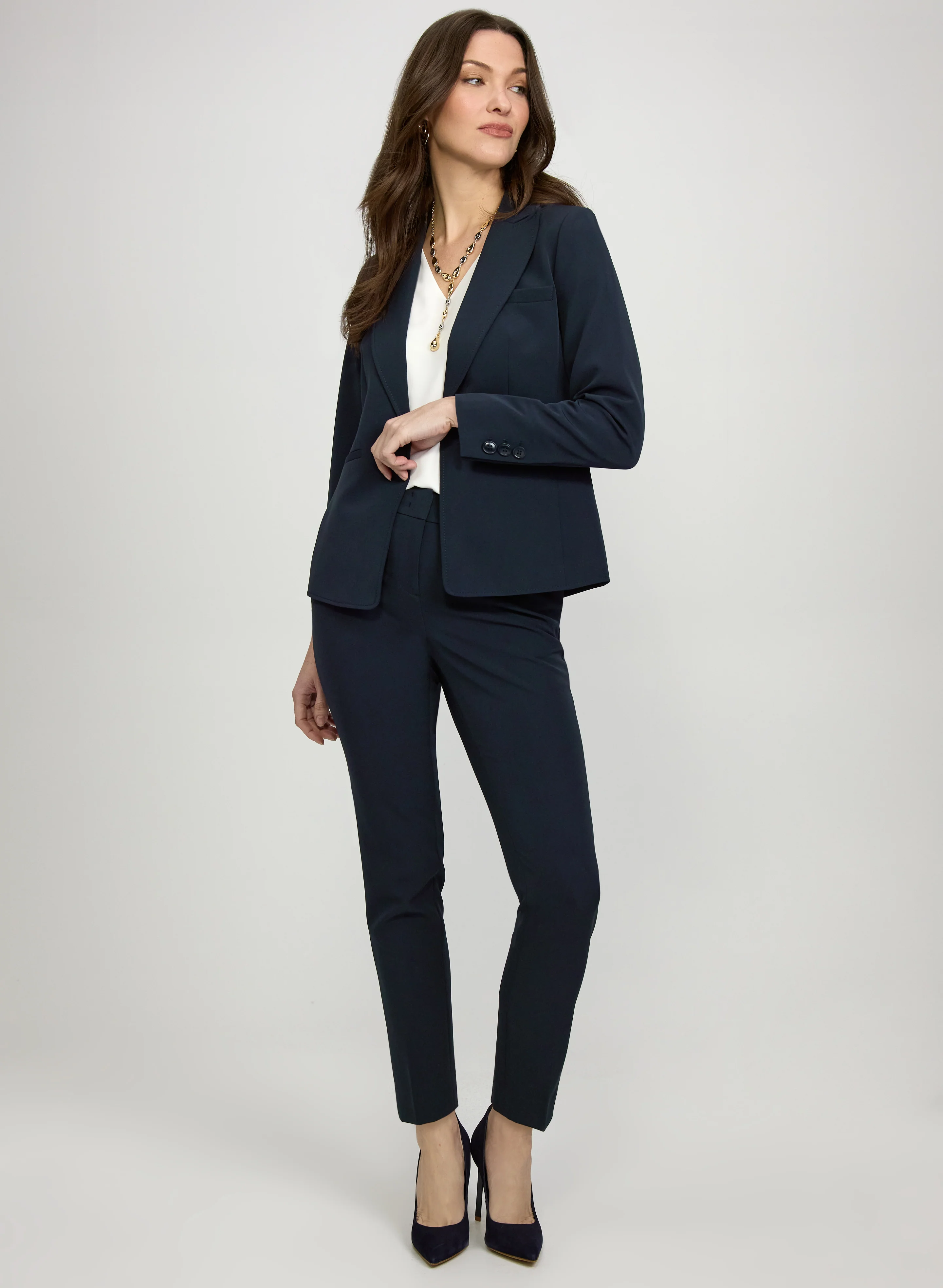 Signature Single-Breasted Blazer - Image 3