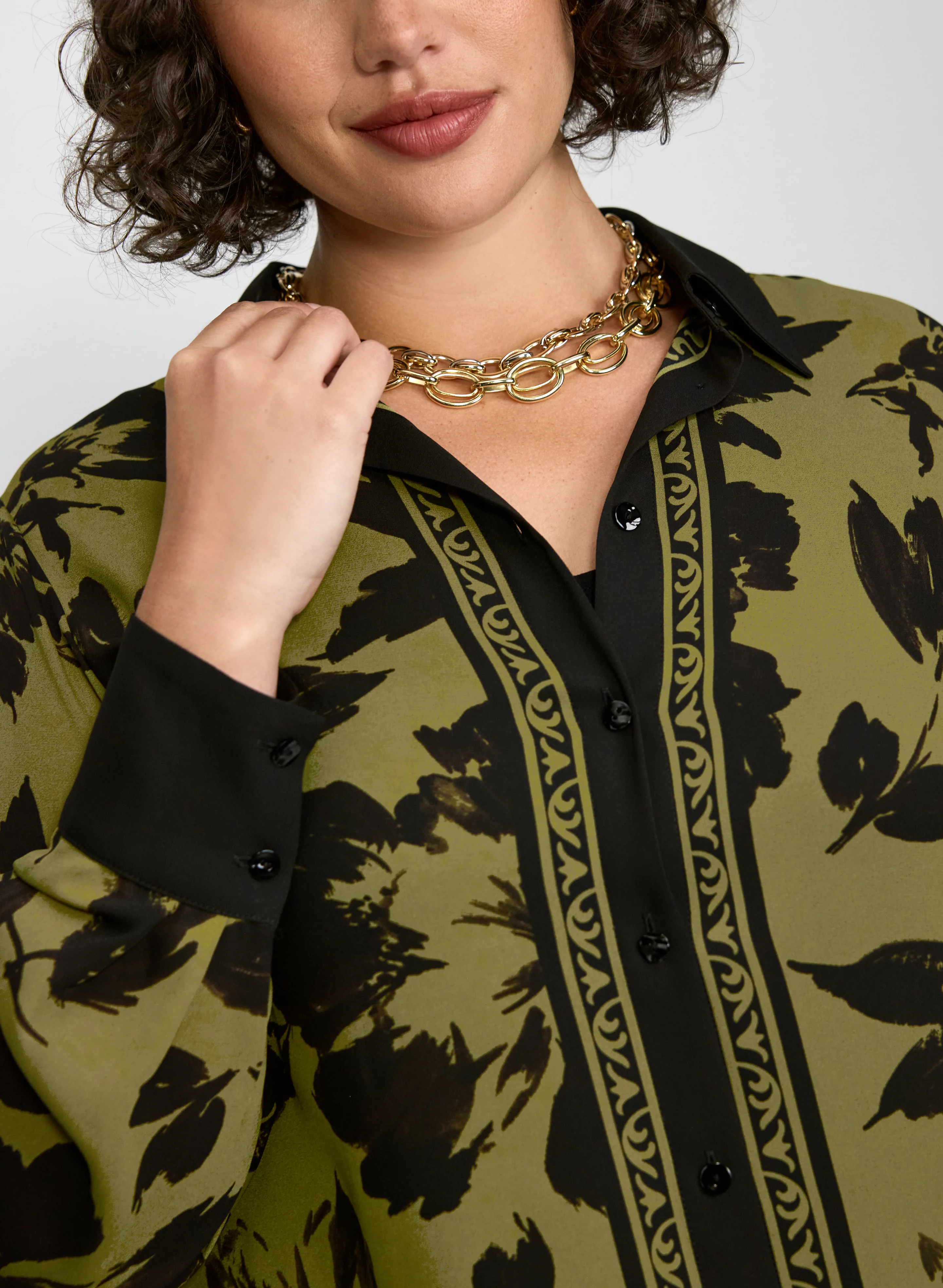 Two-Tone Floral Blouse - Image 4